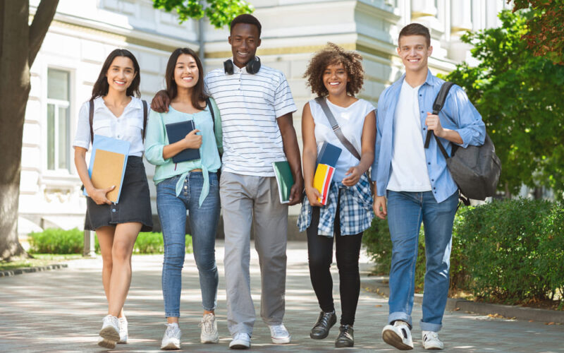 Carrera de Educación en Ciudad de Panamá: liderazgo académico en la Universidad Latina